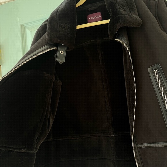 VIGOSS Faux Fur Lined Jacket - Picture 3 of 5